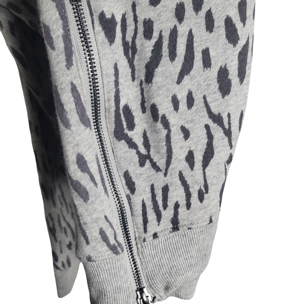 Gray Patterned Women's Sweater - image 5